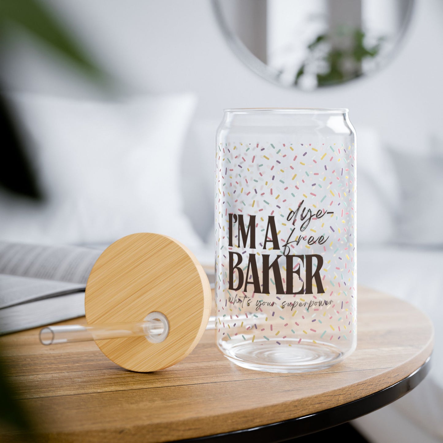 I’m a Dye-Free Baker Glass Cup (16oz)