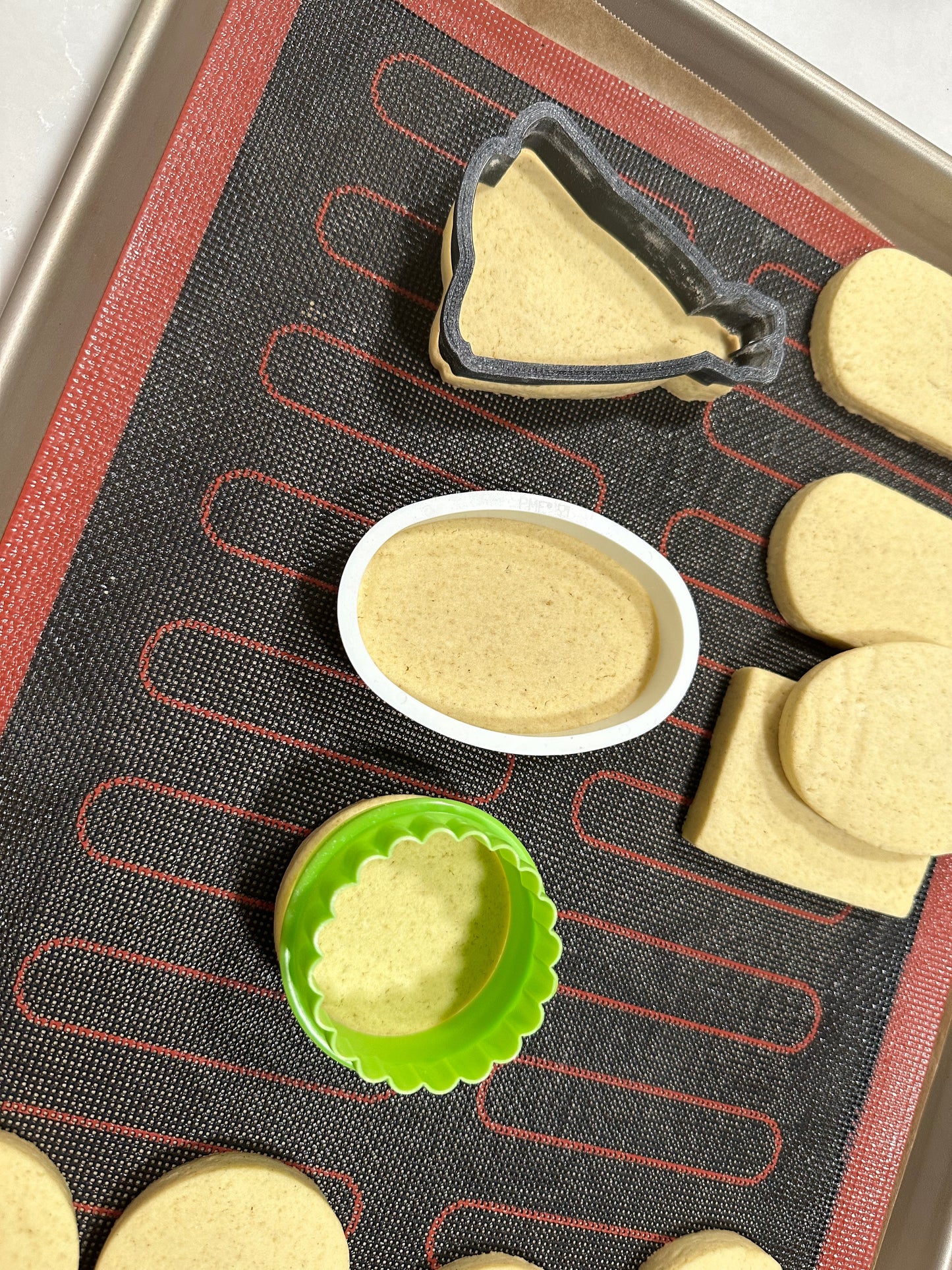 Gluten Free Sugar Cookie Recipe - no spread, moist and tasty GF