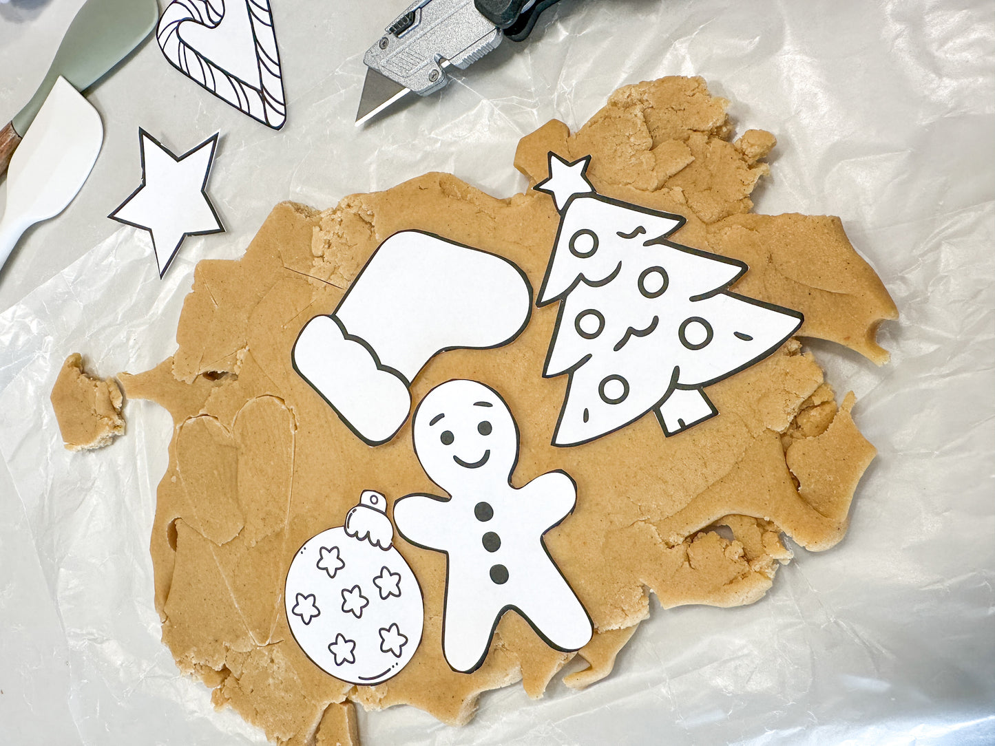 Naturally Festive: A Simple Christmas Cookie Guide for Moms & Kids