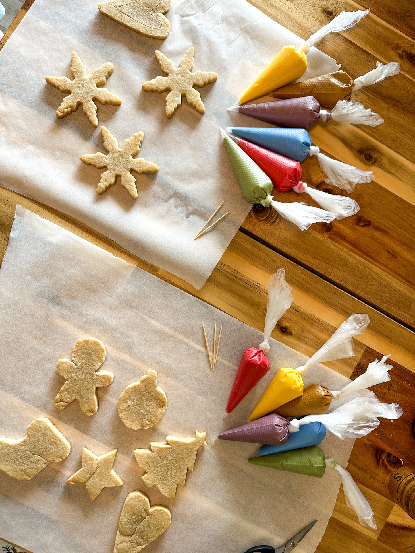 Naturally Festive: A Simple Christmas Cookie Guide for Moms & Kids