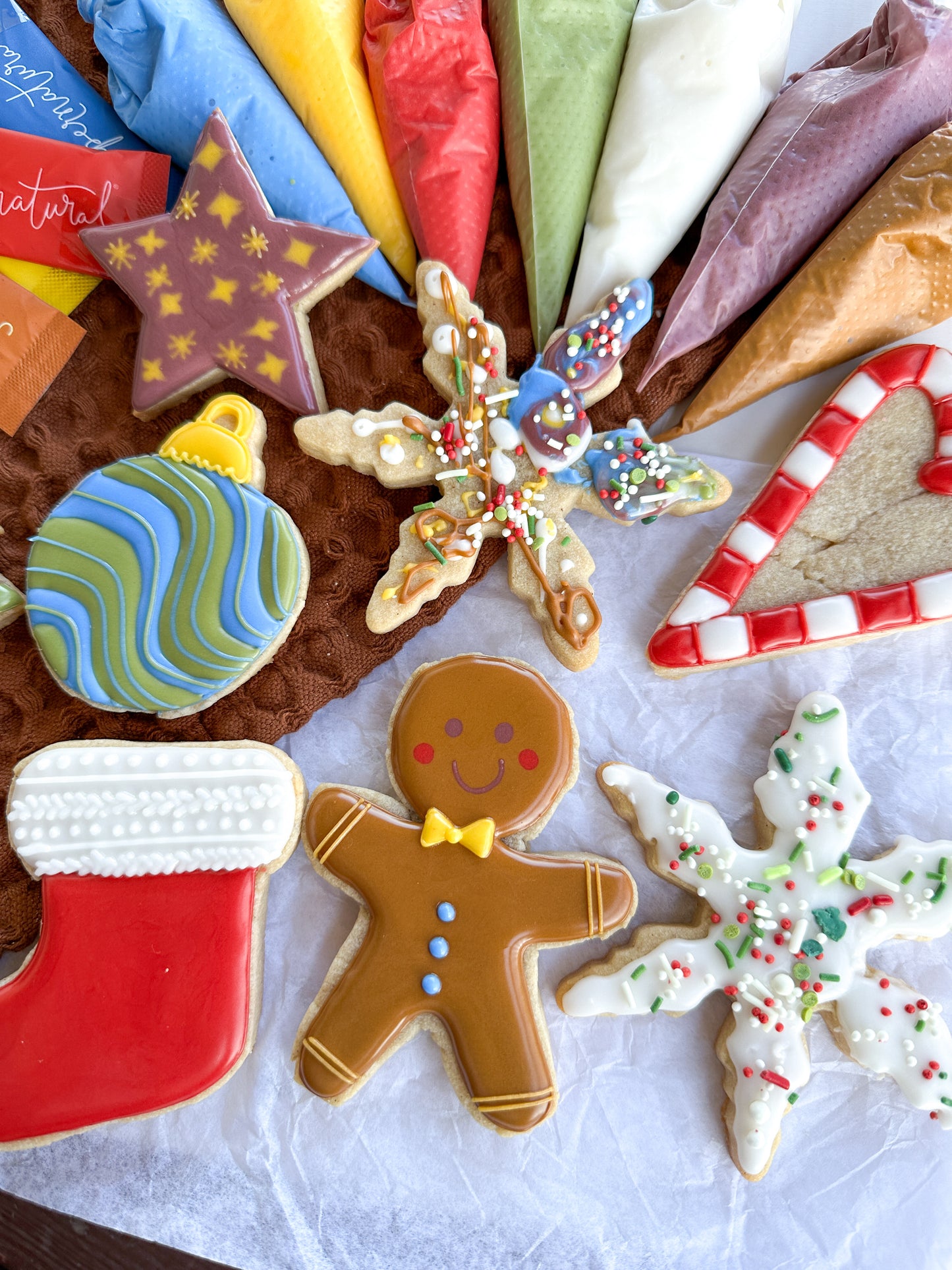 Naturally Festive: A Simple Christmas Cookie Guide for Moms & Kids